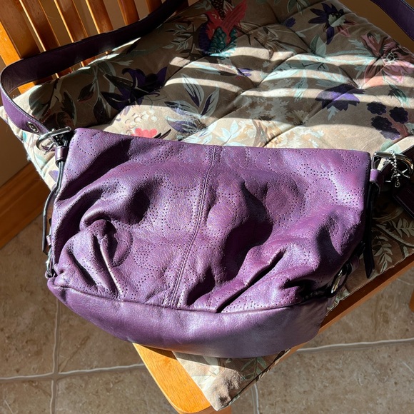 Coach Purse - Picture 4 of 16